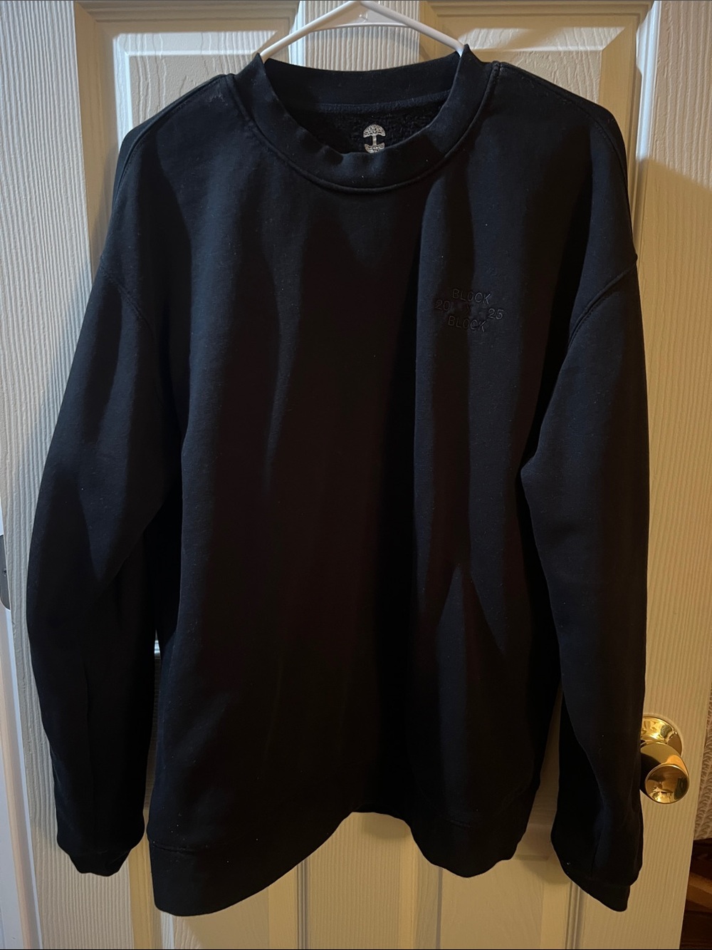 block by block 2025 Men's Black Crewneck Pullover Sweatshirt